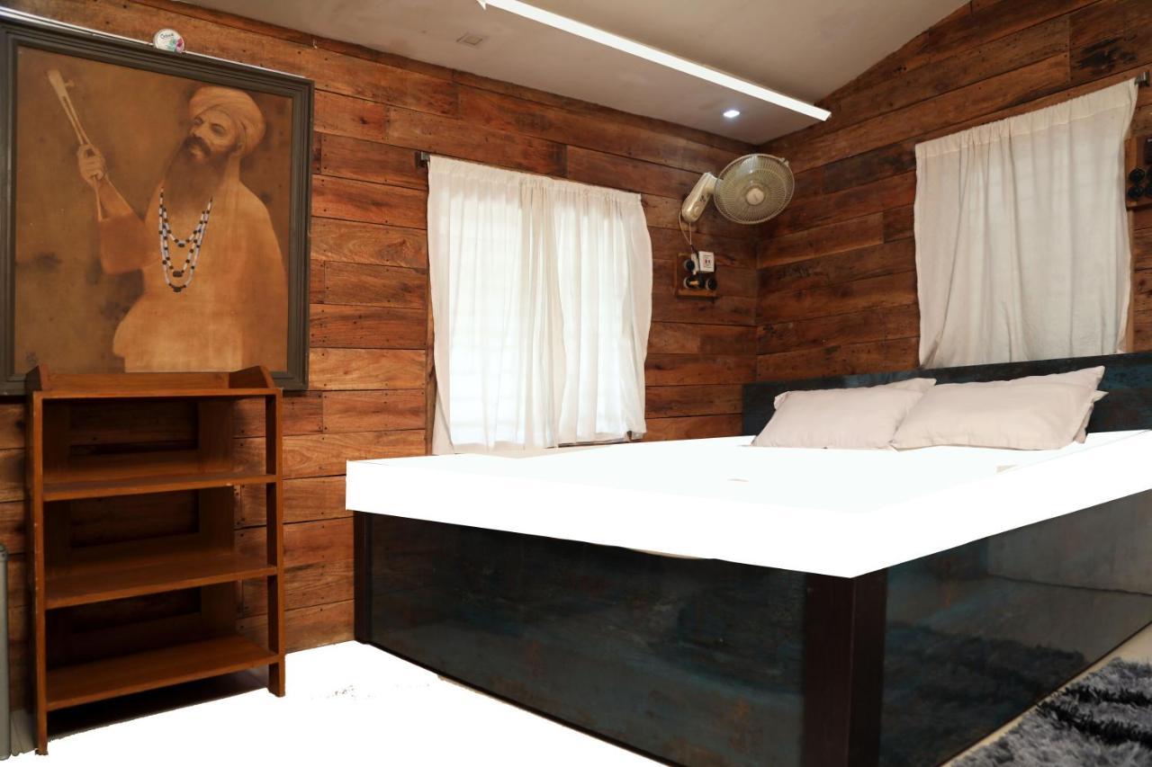 Panchobon Art Resort Шантиникетан Экстерьер фото