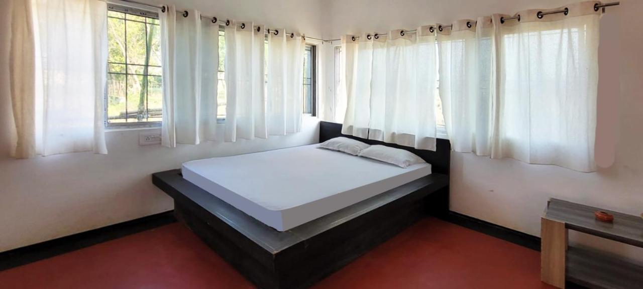 Panchobon Art Resort Шантиникетан Экстерьер фото
